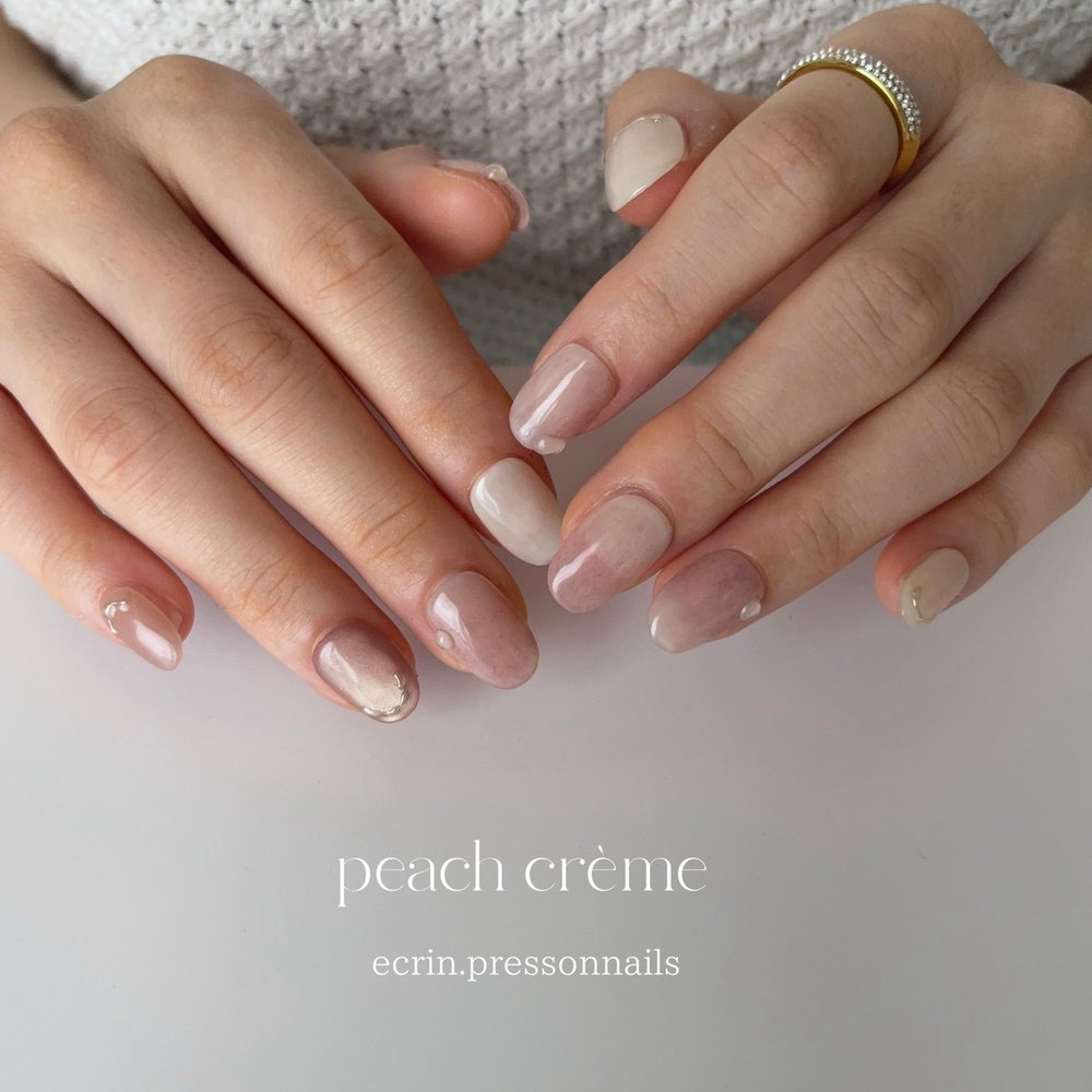 ピーチクレーム（Peach Crème）のネイルチップ
