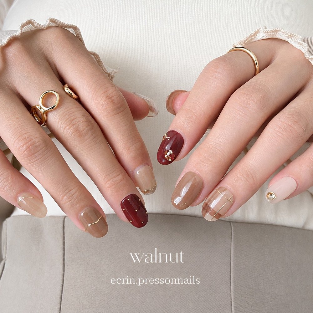 ウォルナット（Walnut）のネイルチップ